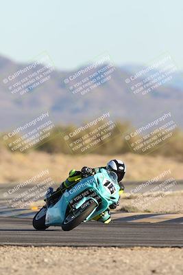 media/Dec-07-2025-CVMA (Sun) [[3e7d2de5dc]]/Race 16-Formula Middleweight/